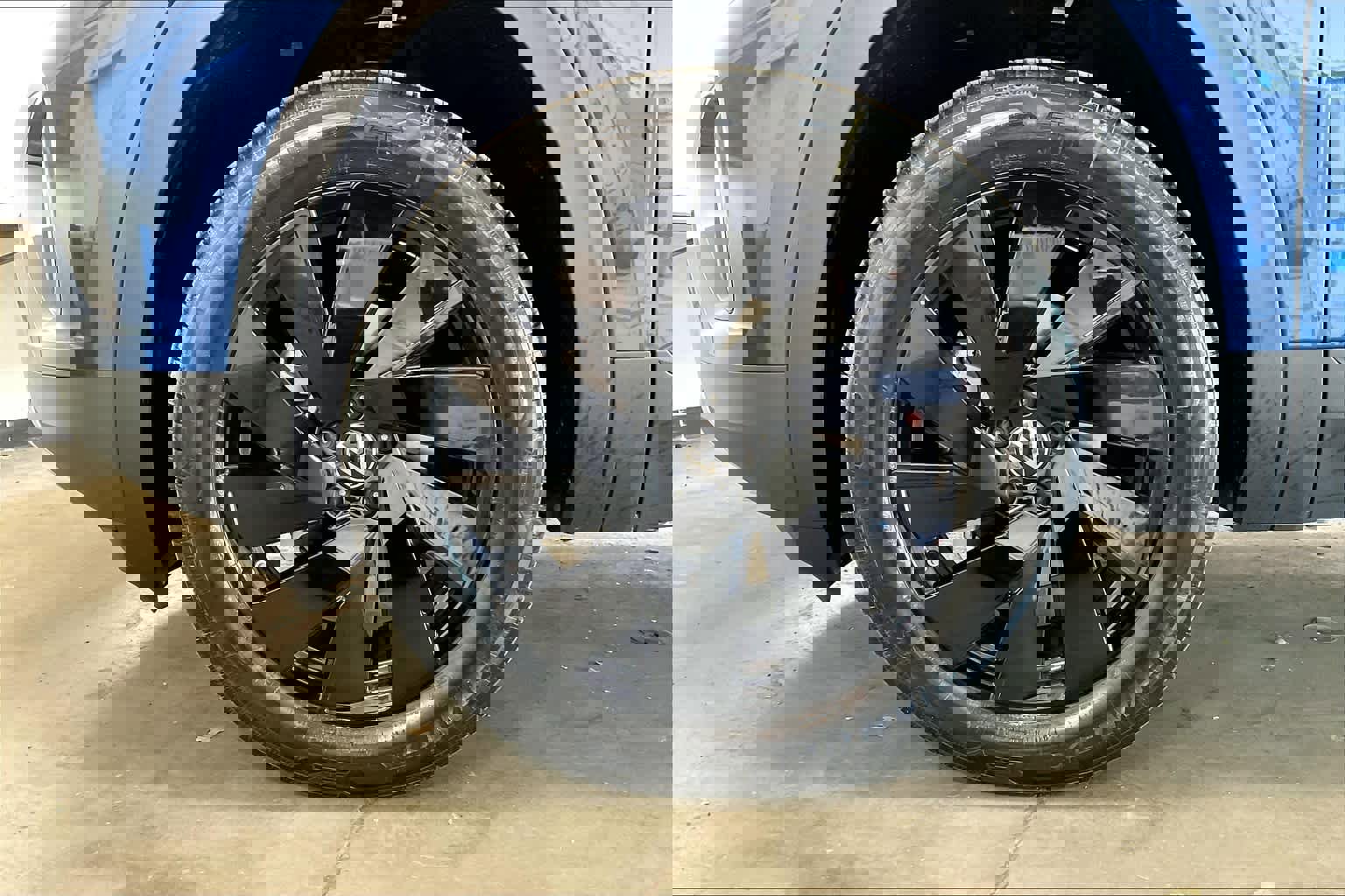 New 2025 Volkswagen Atlas Cross Sport SE image 14