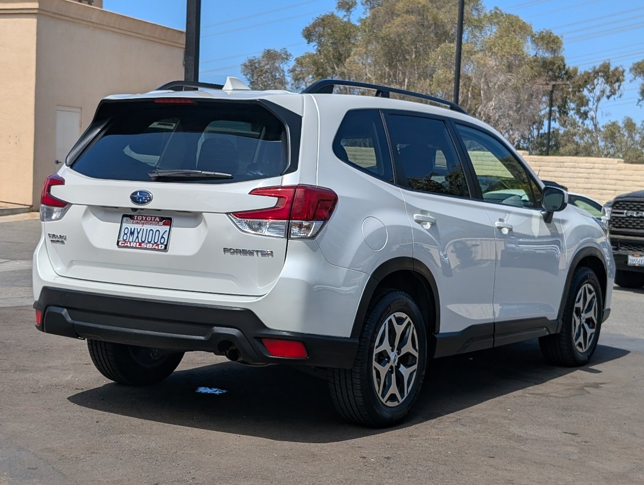 Used 2020 Subaru Forester Premium AWD/4WD image 13