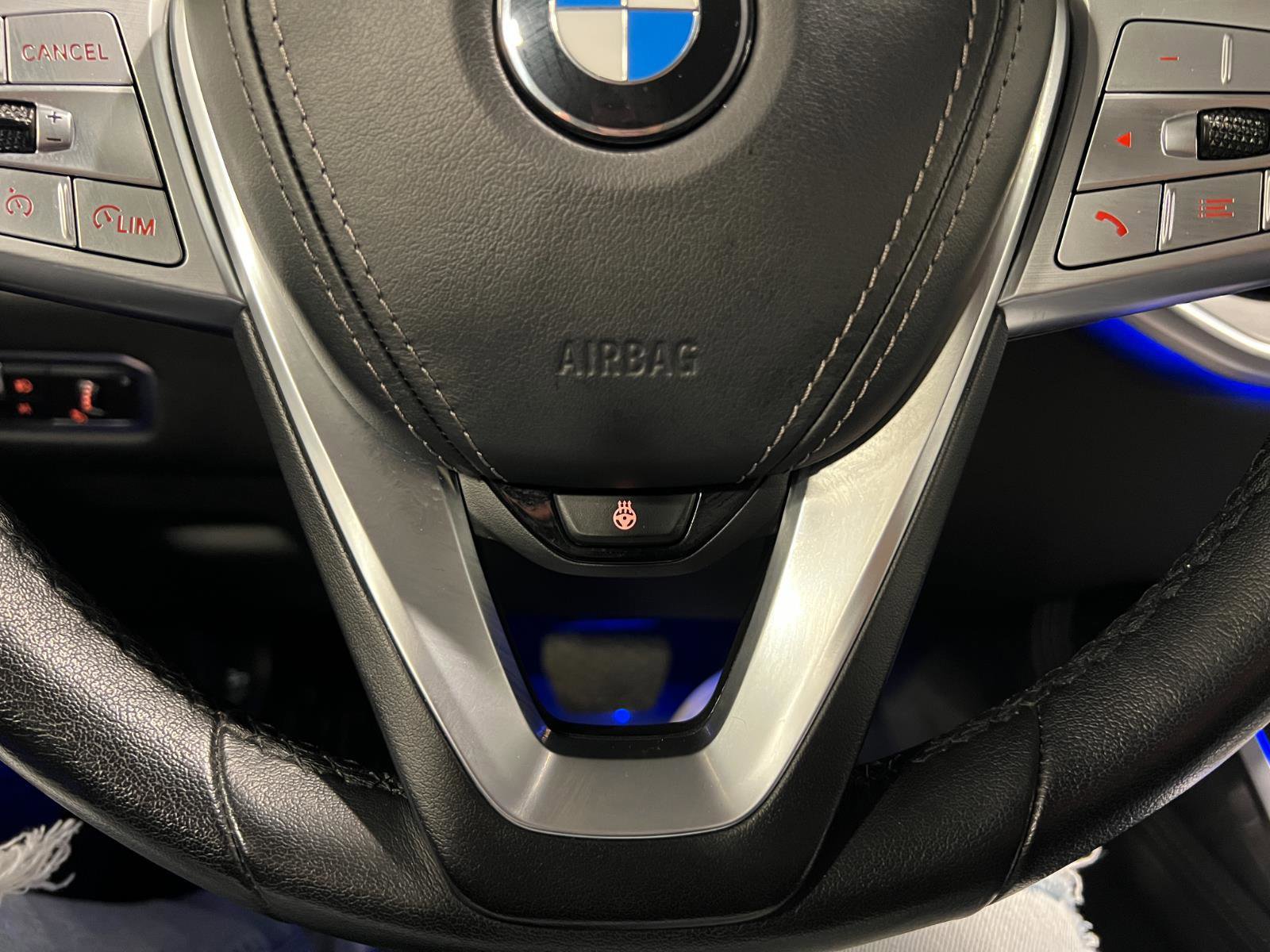 Used 2022 BMW X7 xDrive40i w/ Premium Package image 15