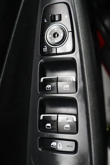 Used 2023 Hyundai Santa Fe SEL FWD image 21