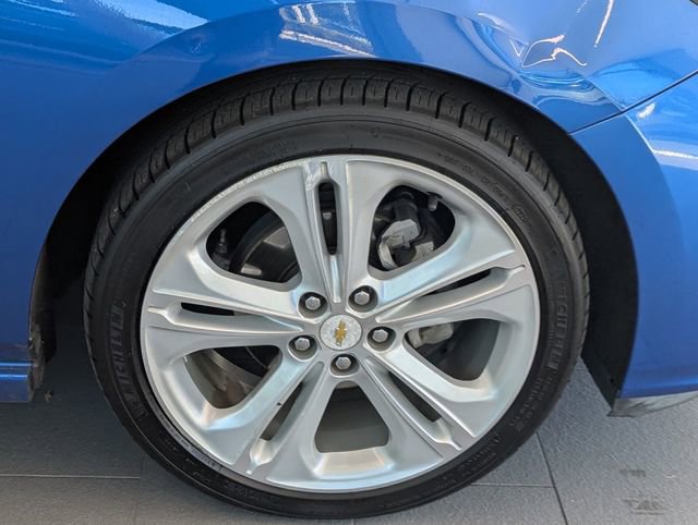 Certified 2017 Chevrolet Cruze Premier w/ RS Package image 10