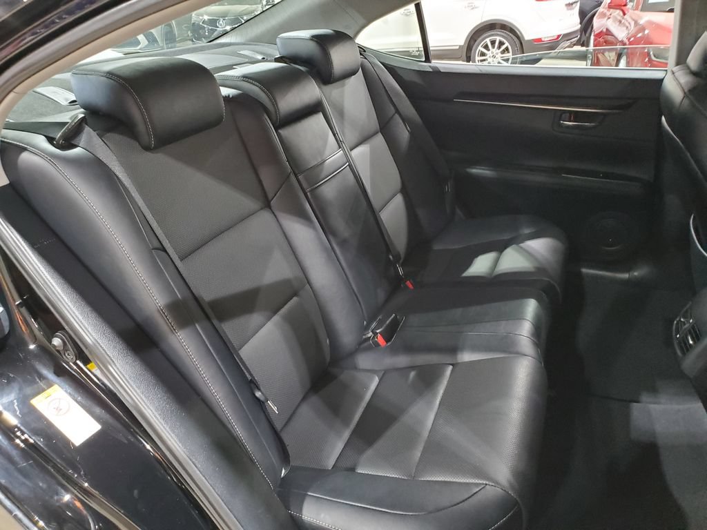 Used 2017 Lexus ES 350 w/ Accessory Package FWD image 19