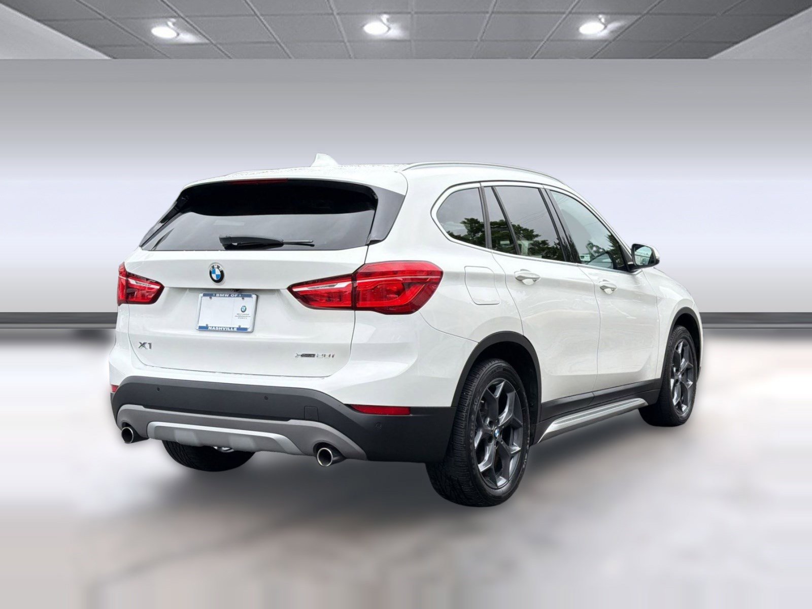 Used 2018 BMW X1 xDrive28i w/ Premium Package AWD/4WD image 9
