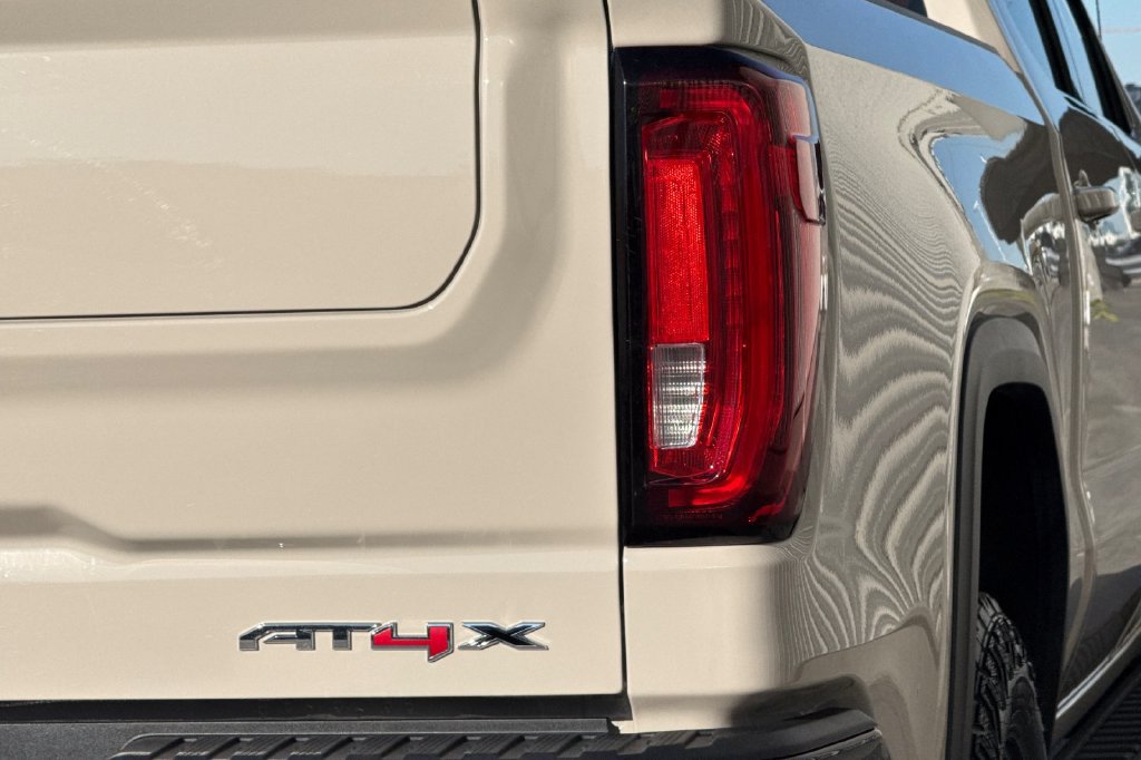 Used 2026 GMC Sierra 1500 AT4X AWD/4WD image 9