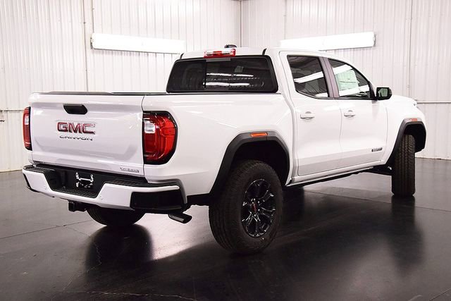 New 2025 GMC Canyon Elevation w/ Convenience Package image 8