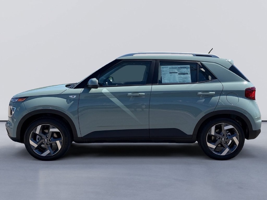 New 2026 Hyundai Venue SEL FWD image 6
