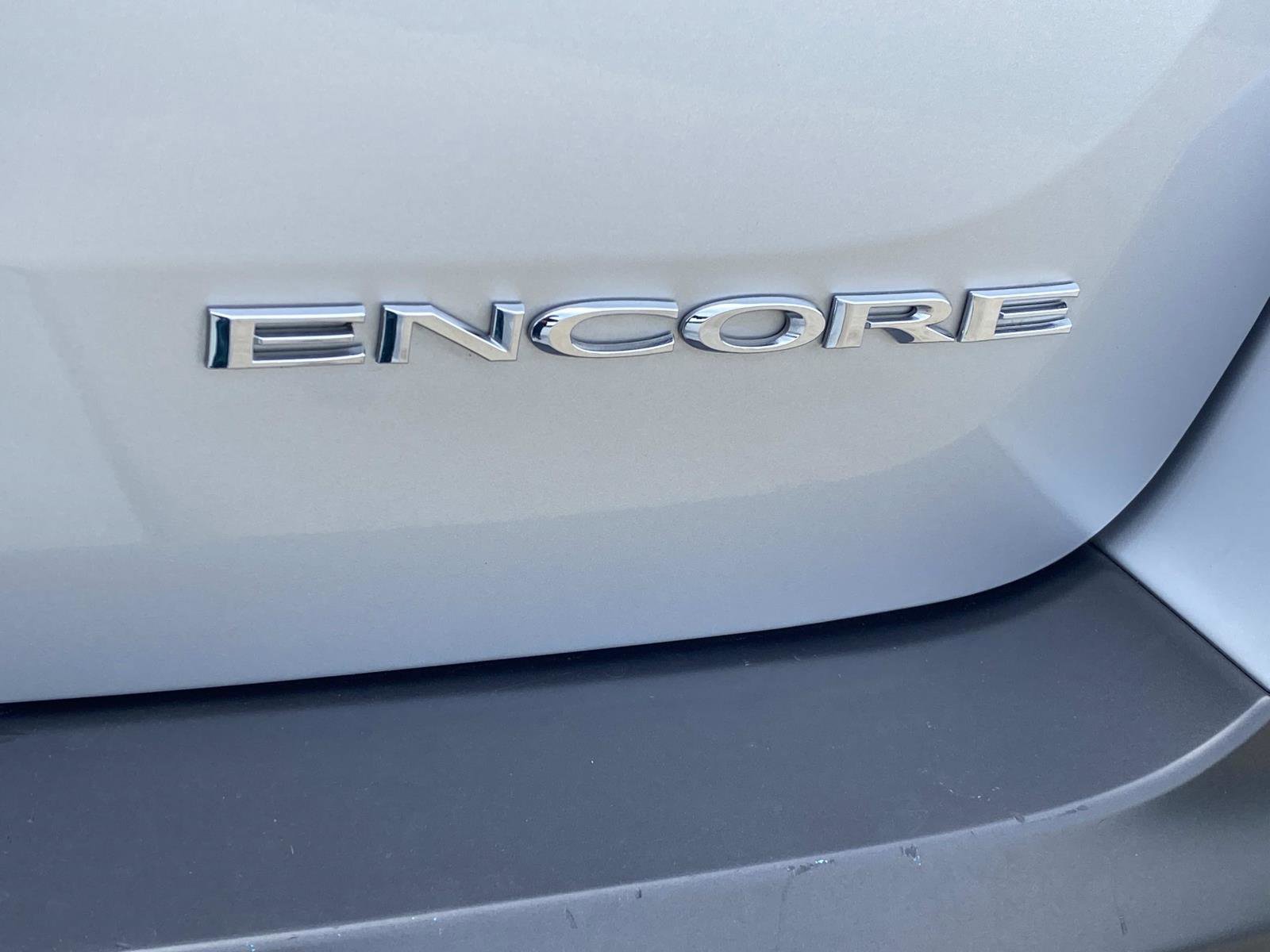 Used 2015 Buick Encore Leather FWD image 6