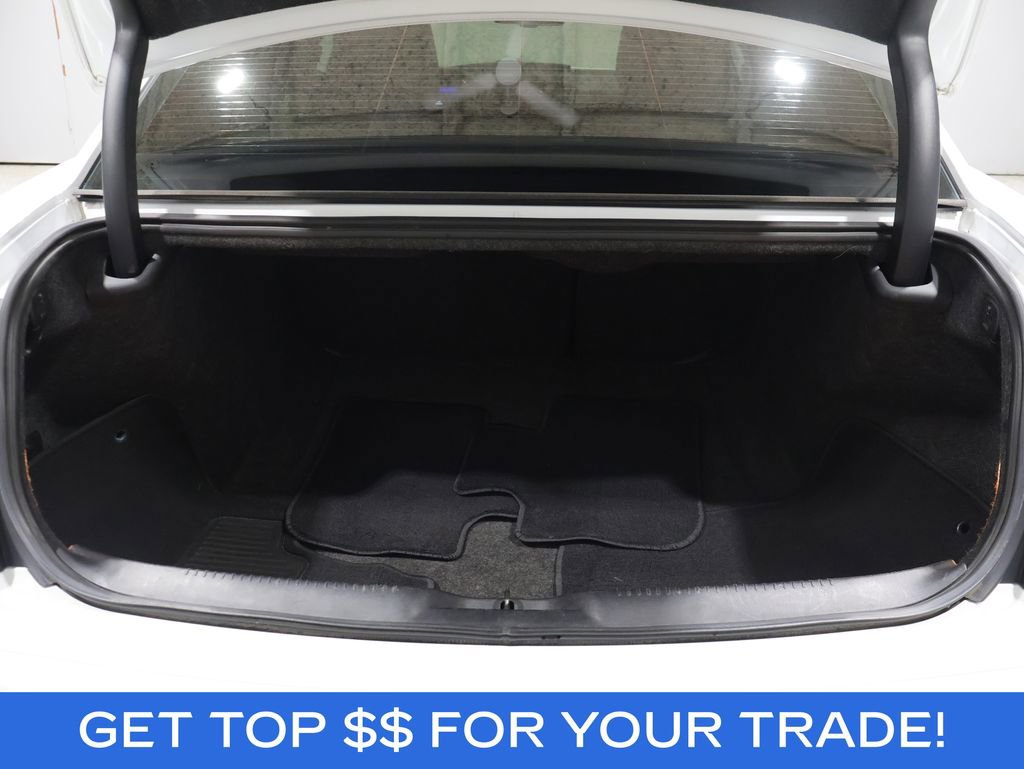 Used 2019 Chrysler 300 S AWD/4WD image 4