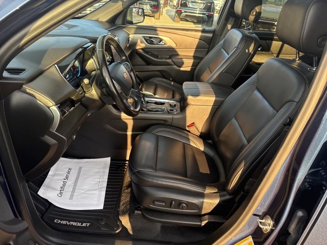 Used 2023 Chevrolet Traverse LT w/ LT Premium Package image 11