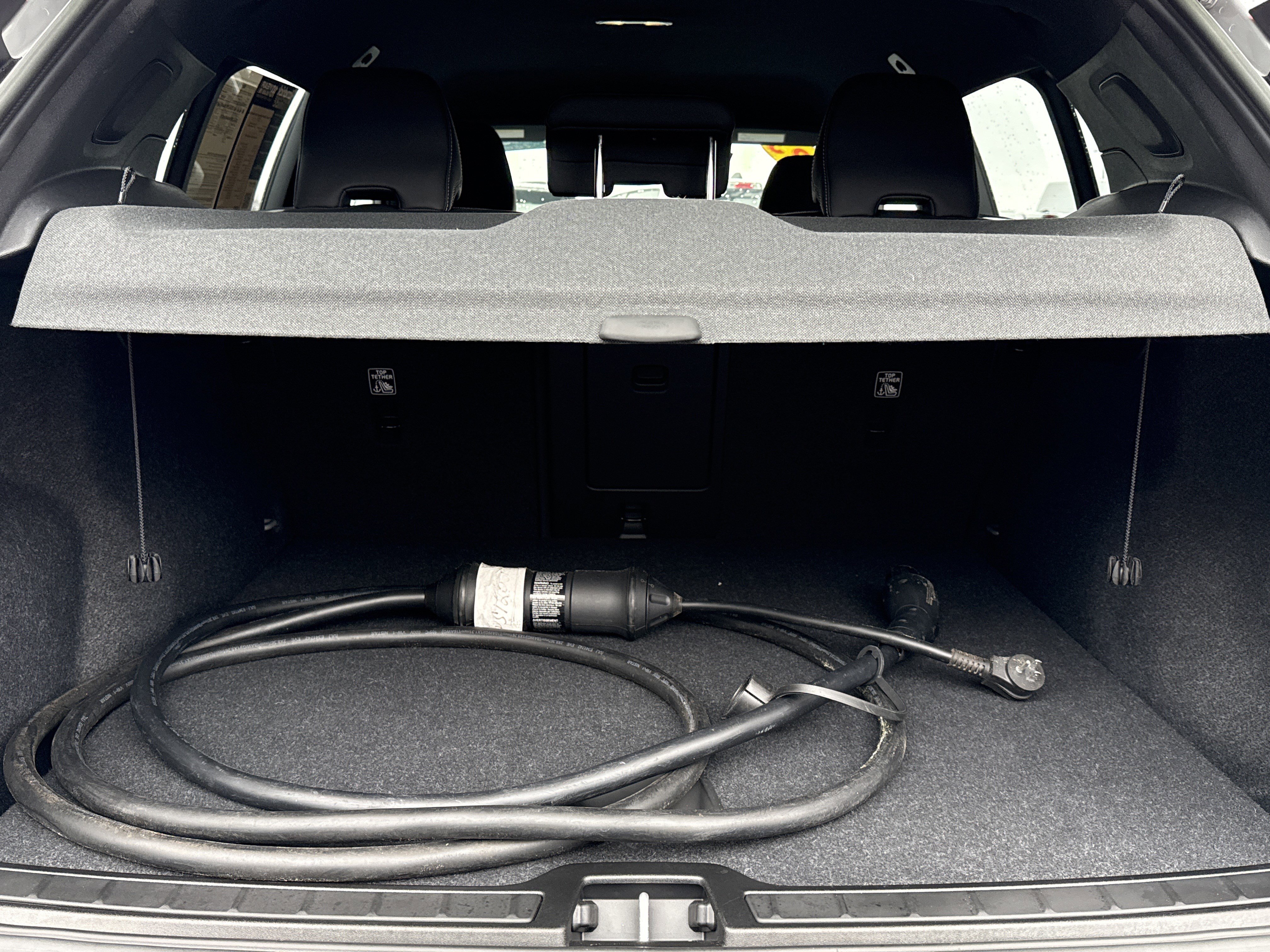 Used 2023 Volvo XC40 Recharge Core image 30