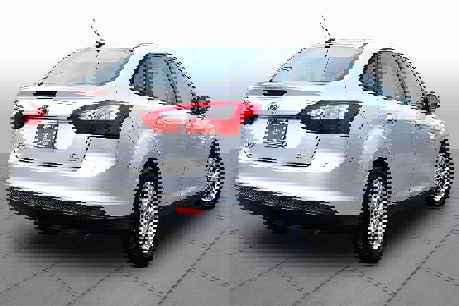 Used 2014 Ford Focus SE FWD image 13