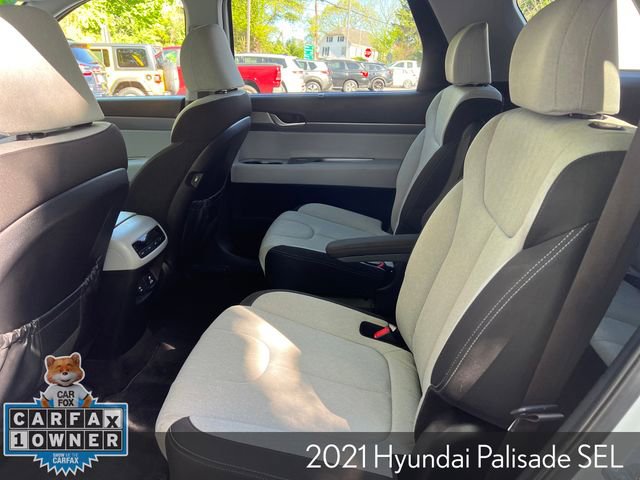 Used 2021 Hyundai Palisade SEL w/ Convenience Package AWD/4WD image 15