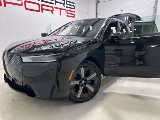 Used 2025 BMW iX xDrive50 image 13