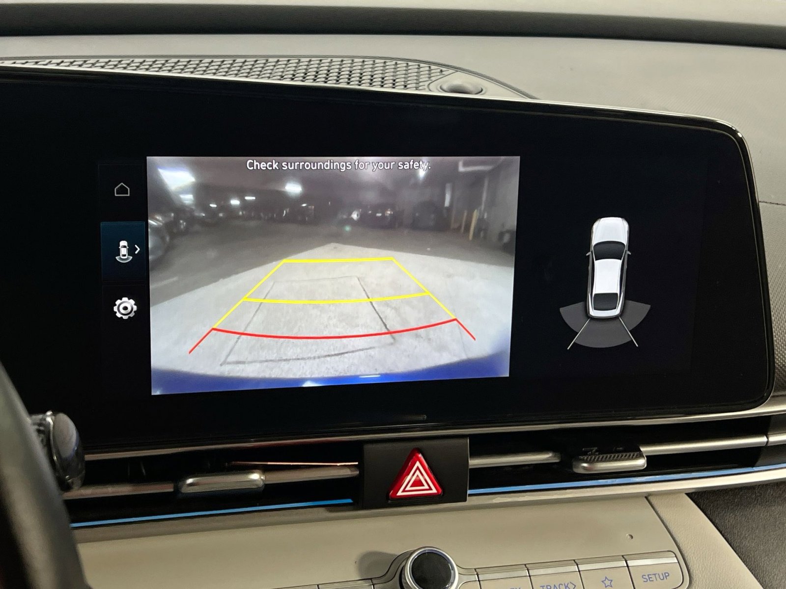 Used 2022 Hyundai Elantra Limited image 23