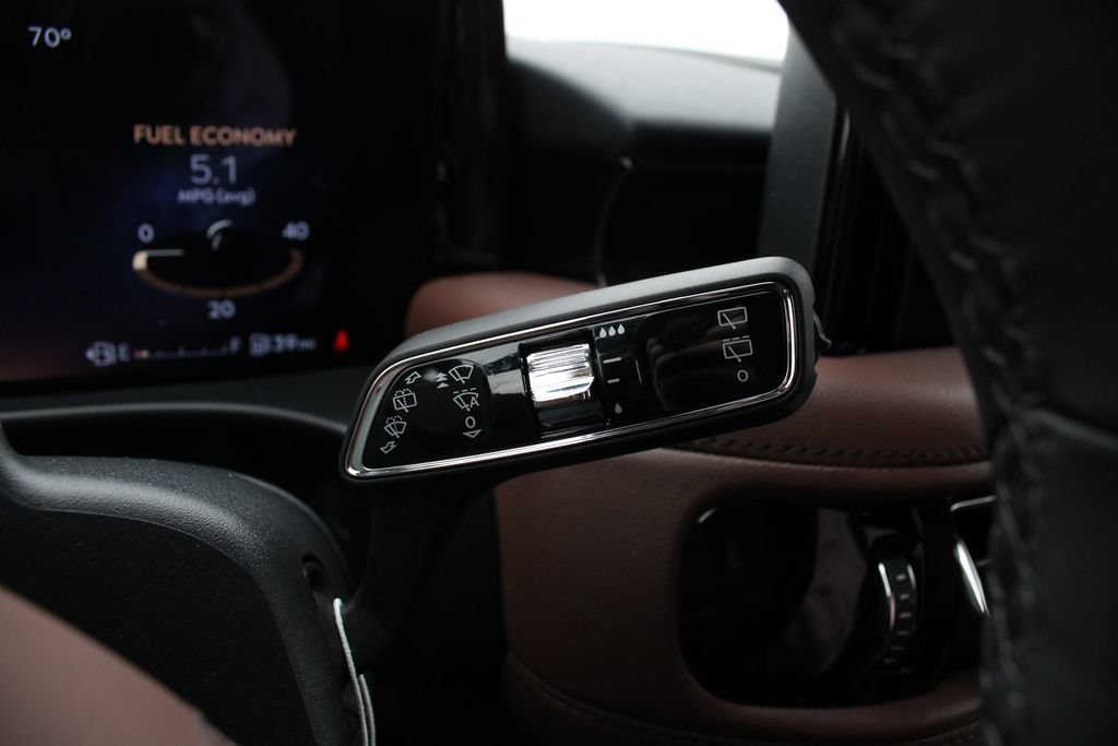 New 2026 Lincoln Aviator Reserve AWD/4WD image 13