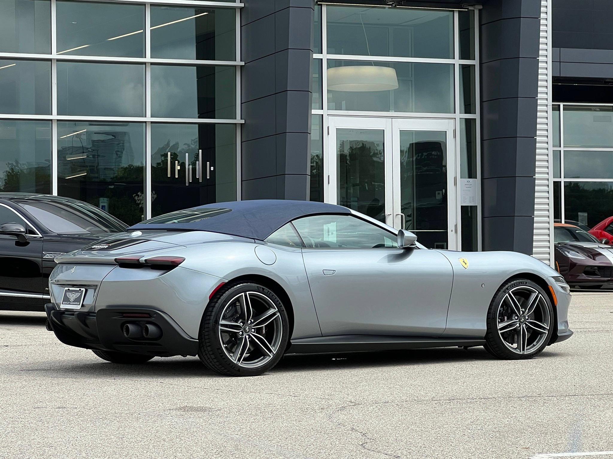 Used 2024 Ferrari Roma Spider RWD image 14