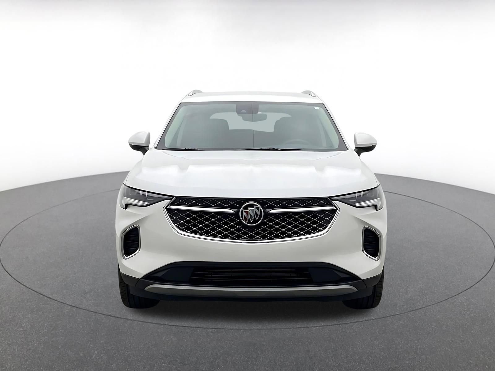 Used 2024 Buick Envision Preferred AWD/4WD image 2