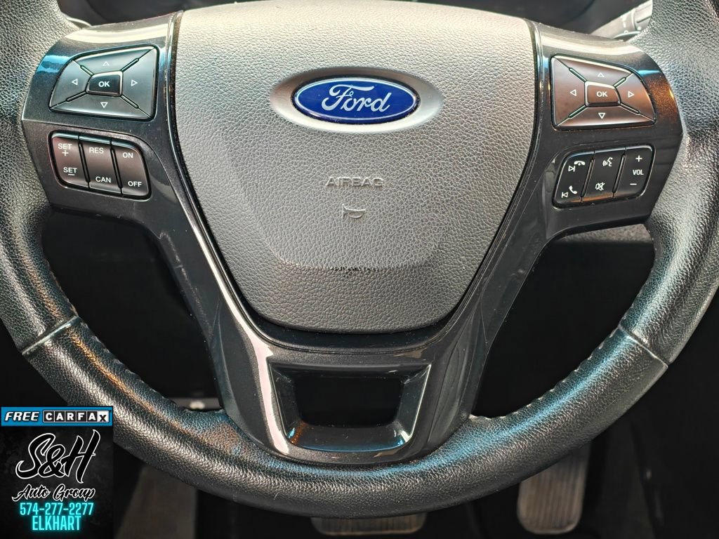 Used 2017 Ford Explorer XLT w/ Equipment Group 201A FWD image 5