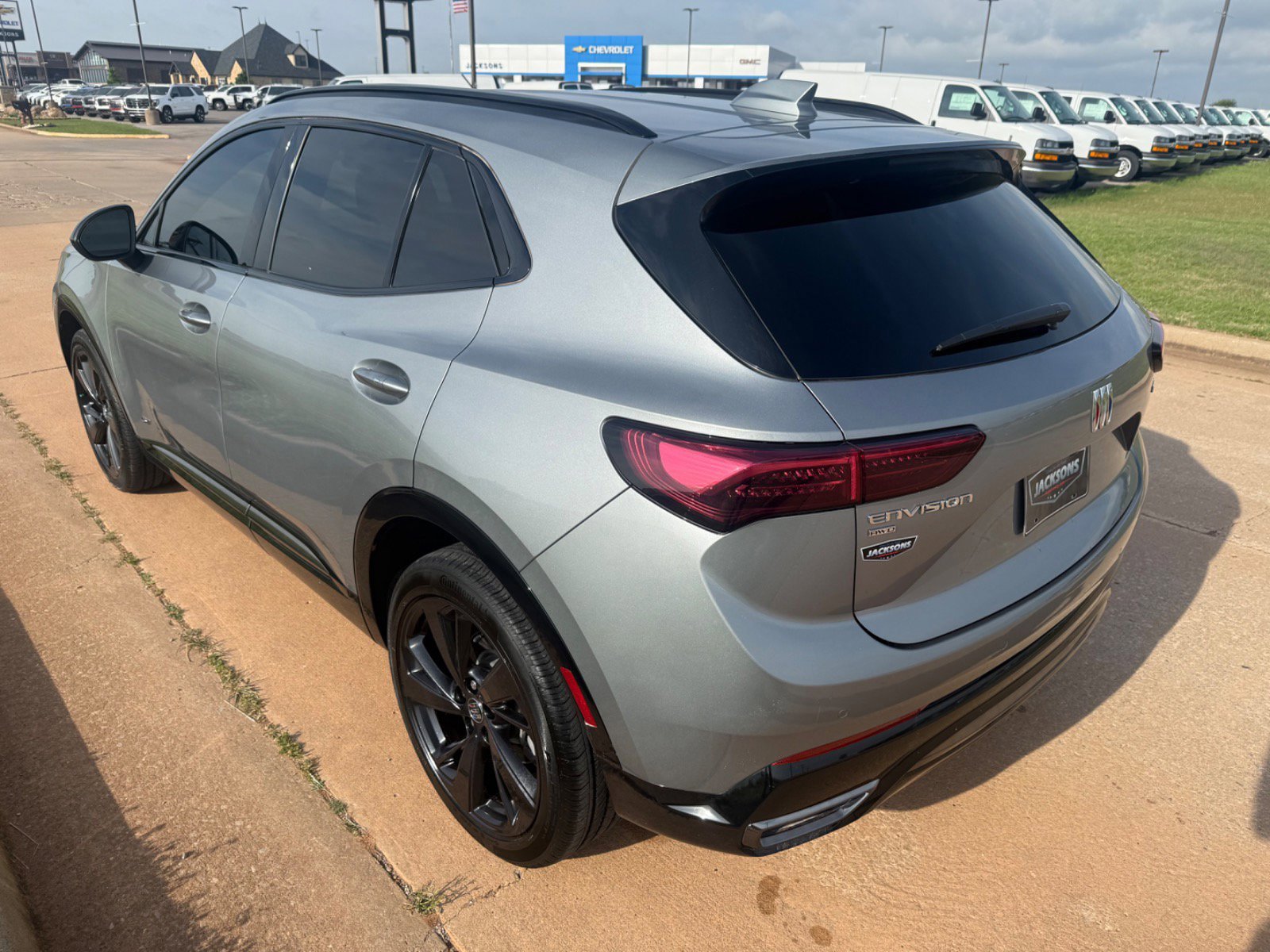 Used 2025 Buick Envision Sport Touring AWD/4WD image 5