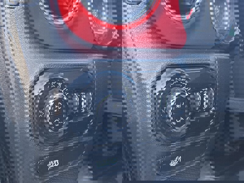 Used 2020 Jeep Gladiator Rubicon w/ Uconnect 4C Nav & Sound Group image 33