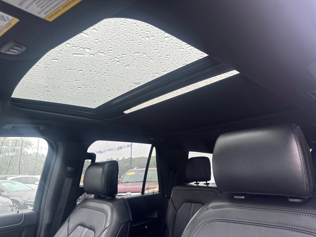 Used 2019 Ford Expedition Limited w/ Equipment Group 302A AWD/4WD image 49