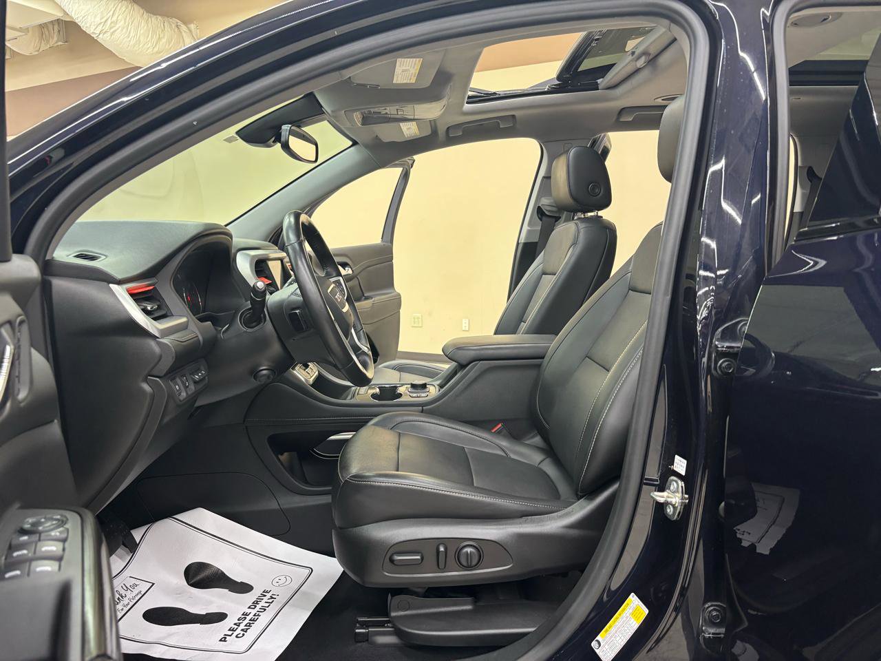 Used 2021 GMC Acadia SLT w/ Elevation Edition FWD image 32