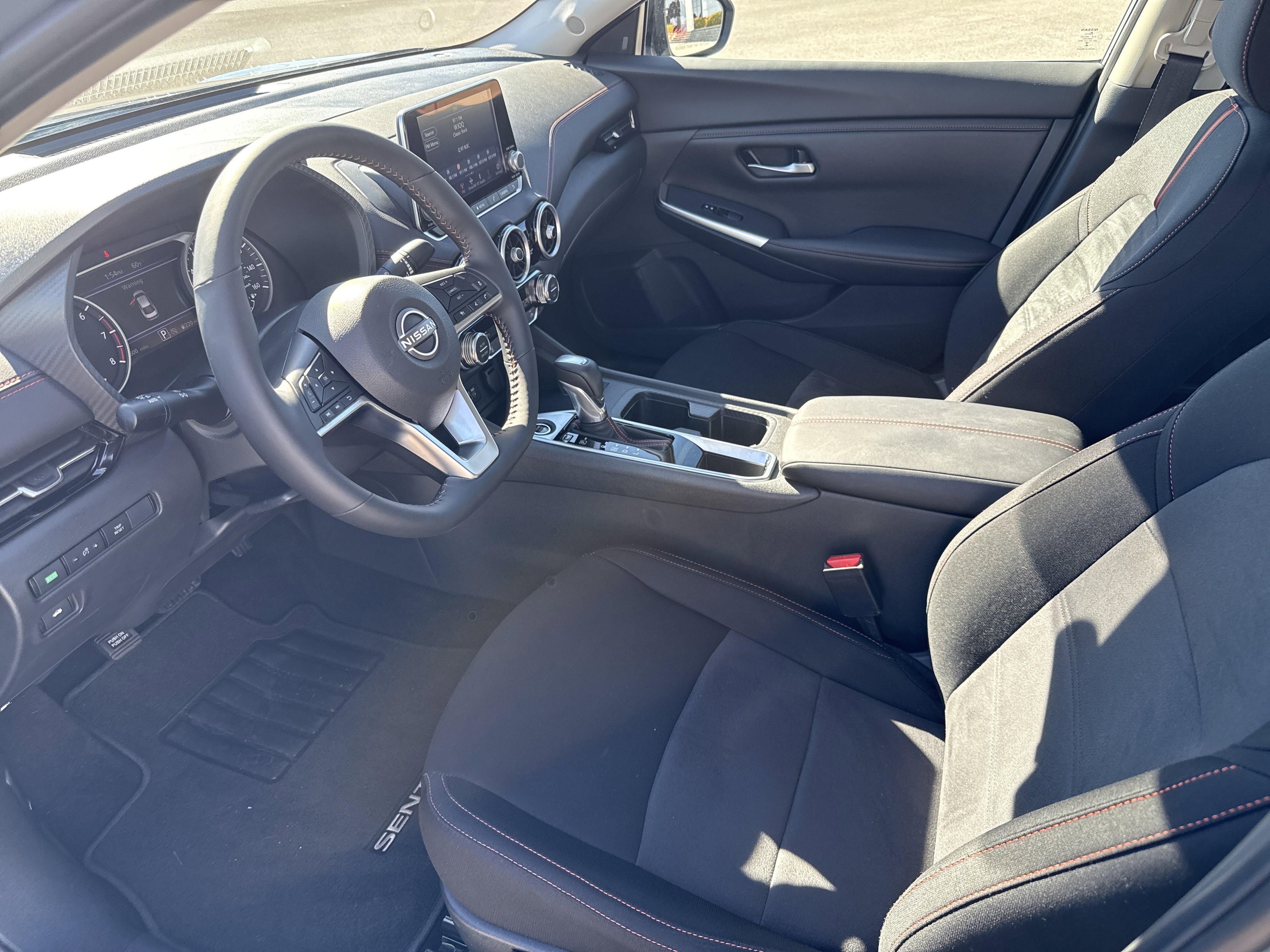 Used 2025 Nissan Sentra SR image 9