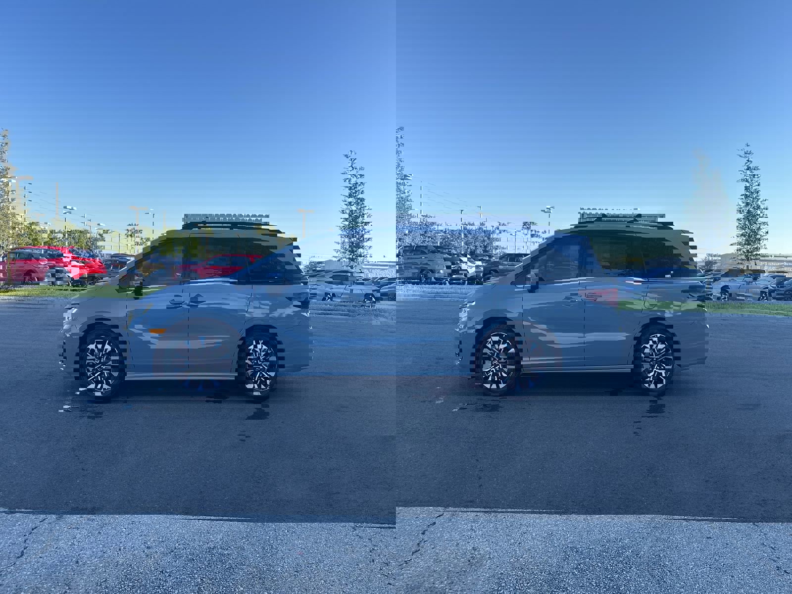 New 2026 Honda Odyssey Elite image 4