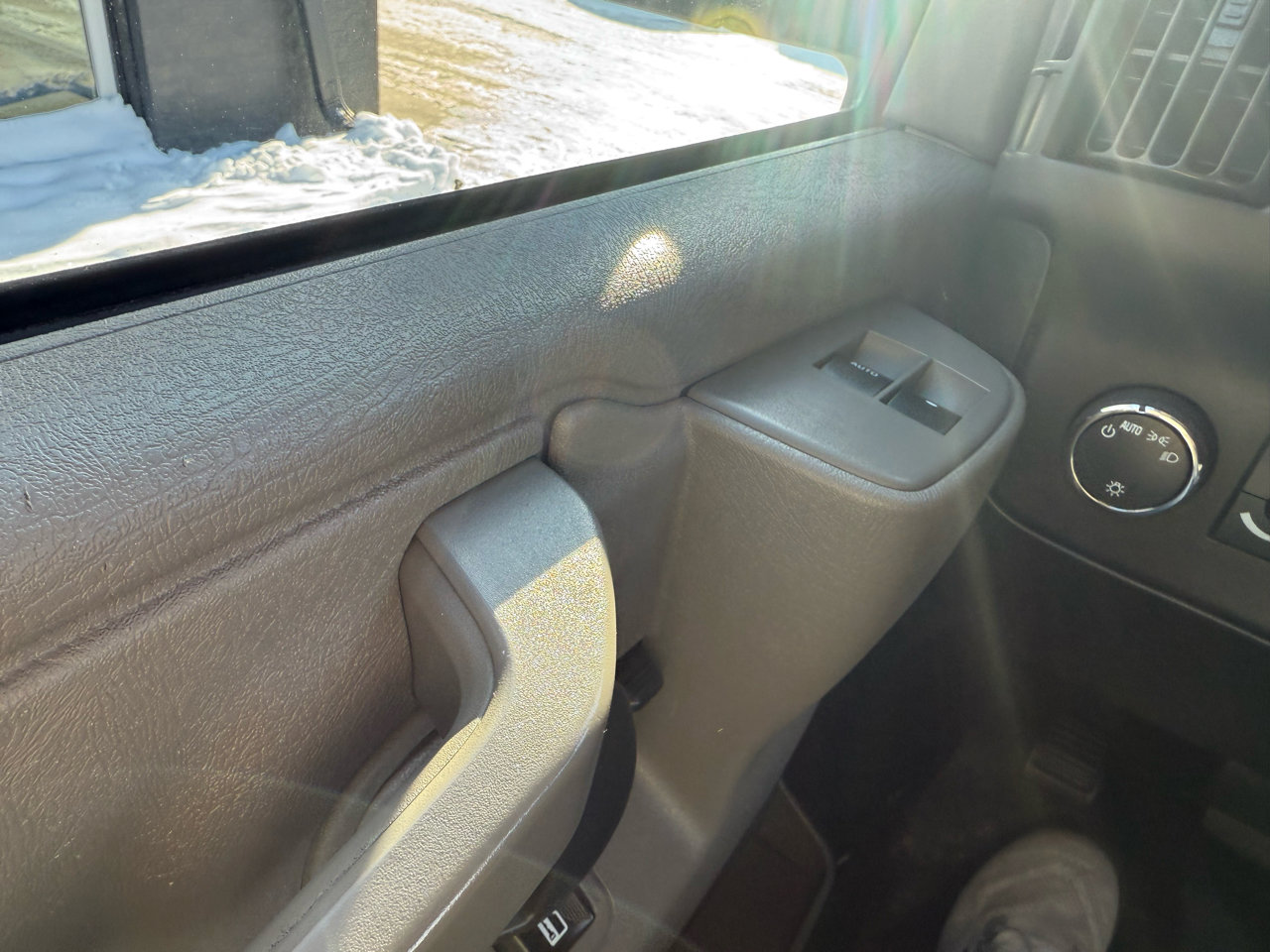 Used 2017 GMC Savana 2500 RWD 2500 135 image 20