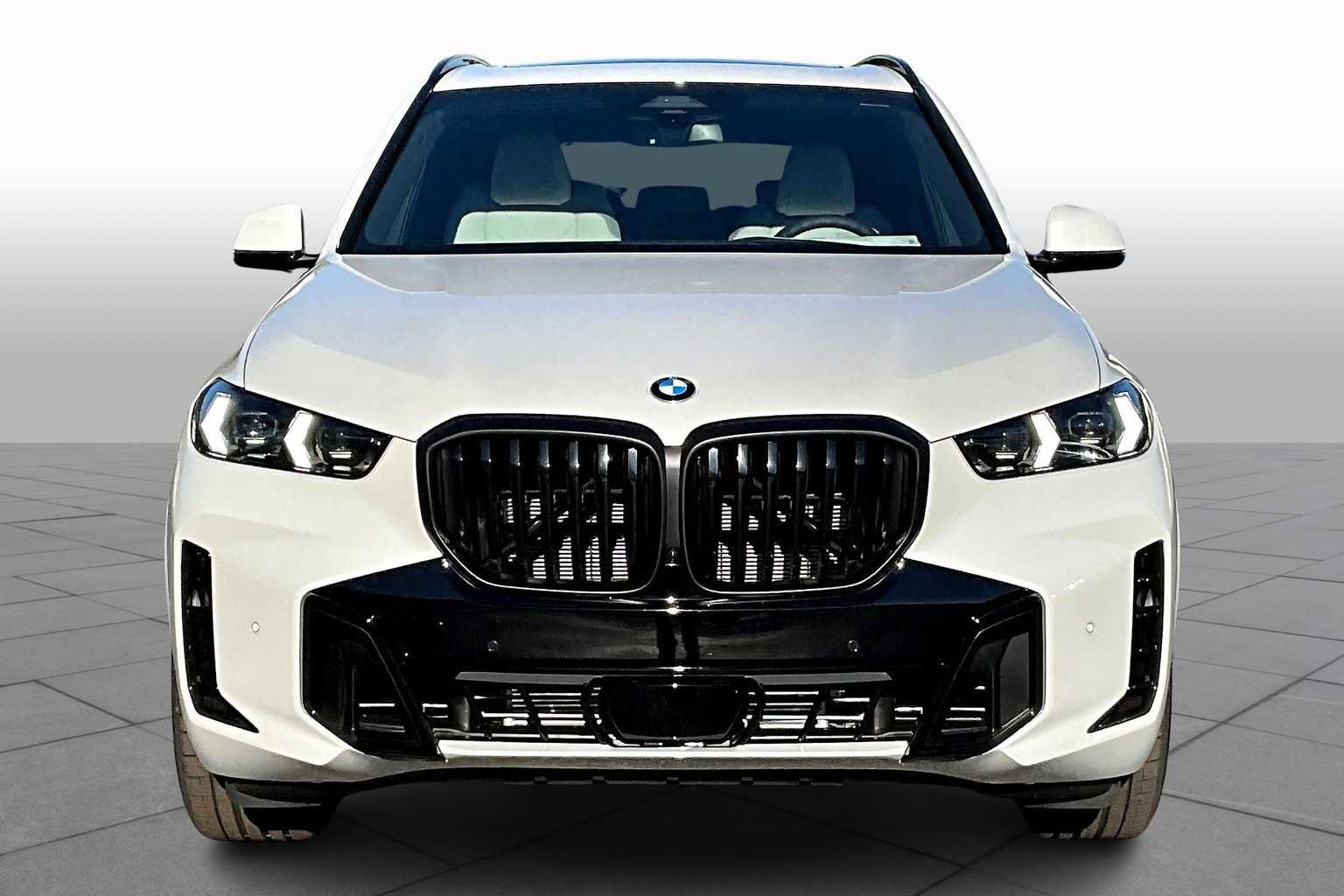 New 2026 BMW X5 xDrive40i w/ M Sport Package image 3