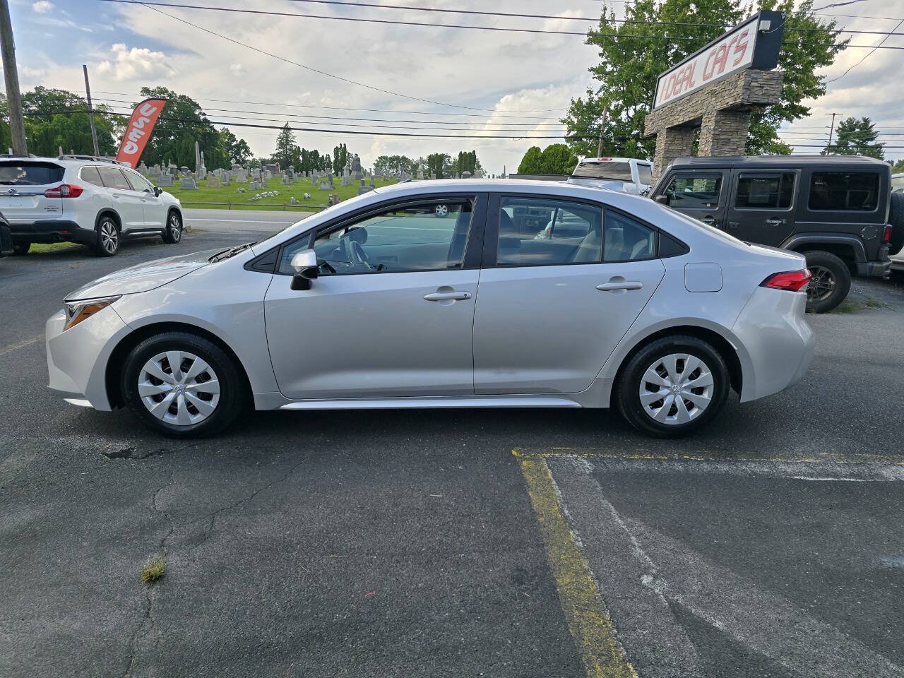 Used 2021 Toyota Corolla L w/ Carpet Mat Package (TMS) FWD image 4