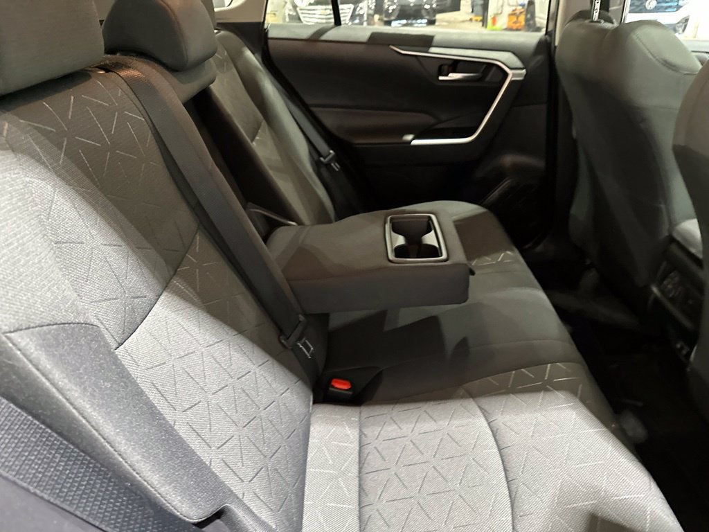 Used 2021 Toyota RAV4 XLE w/ Convenience Package AWD/4WD image 20