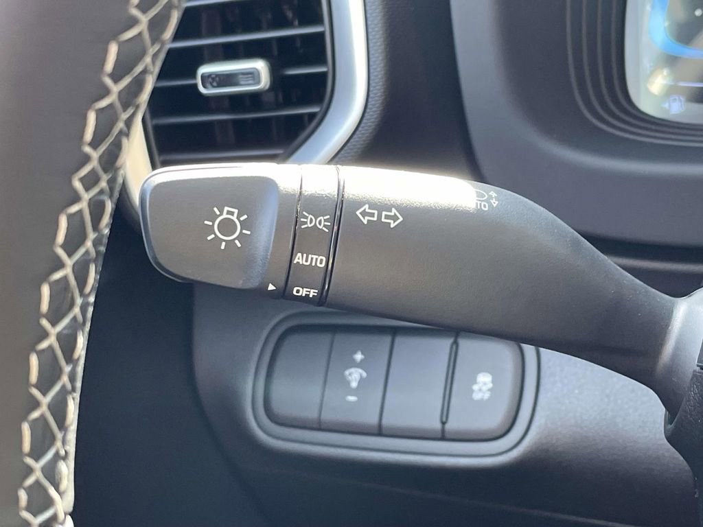 New 2026 Hyundai Venue SEL image 22