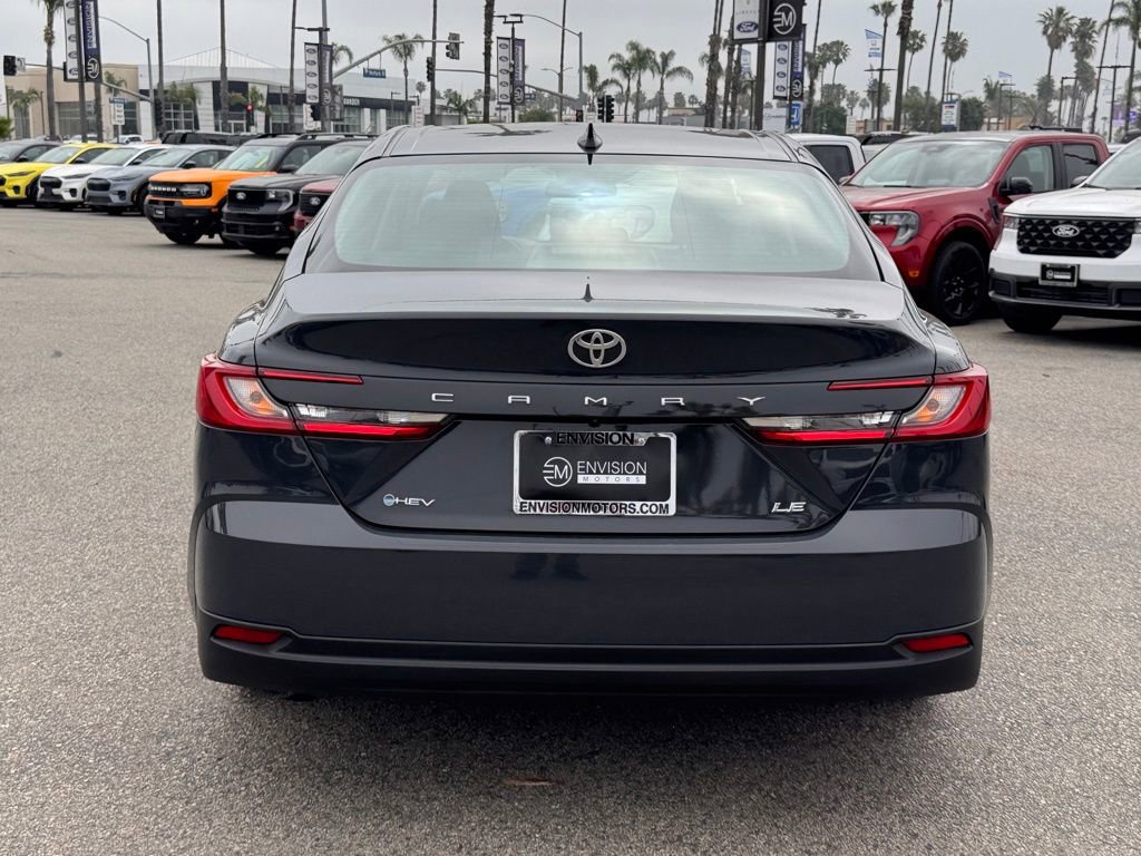 Used 2025 Toyota Camry LE image 11