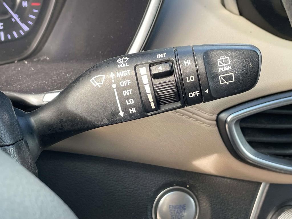 Used 2020 Hyundai Santa Fe SEL image 22