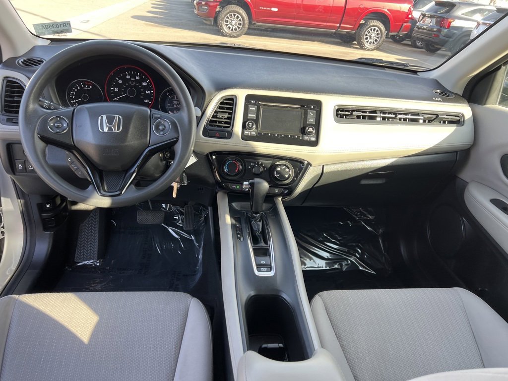 Used 2017 Honda HR-V LX image 21