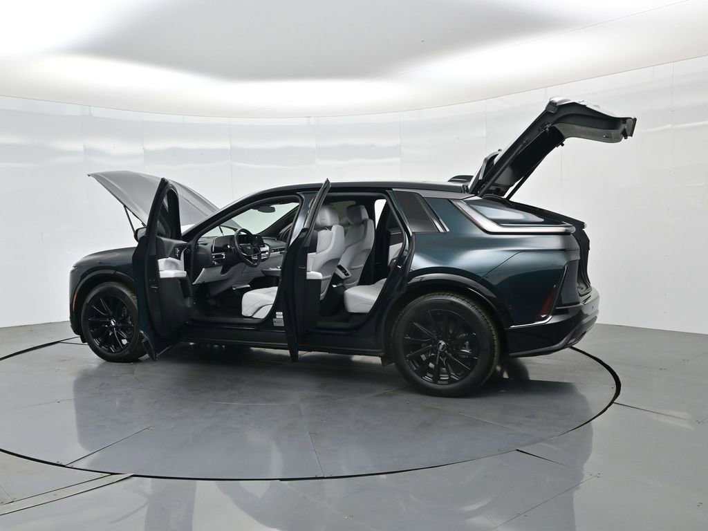 Used 2024 Cadillac Lyriq Sport image 42