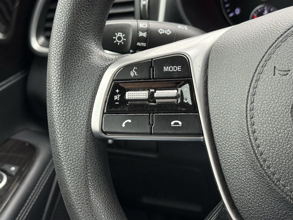 Used 2019 Kia Sorento FWD image 11