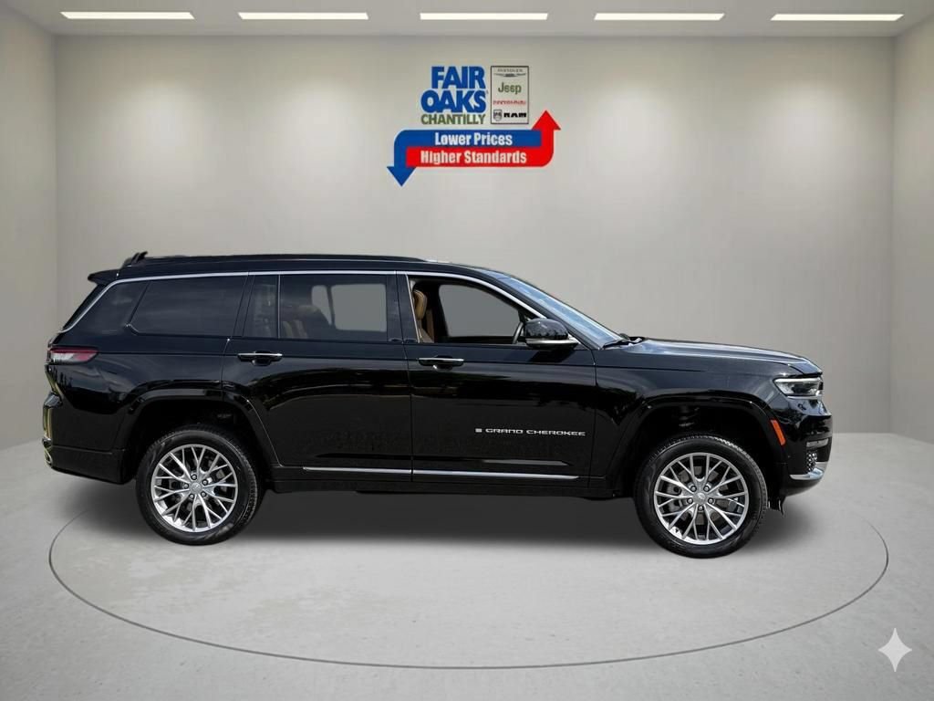 Certified 2025 Jeep Grand Cherokee L Summit AWD/4WD image 43