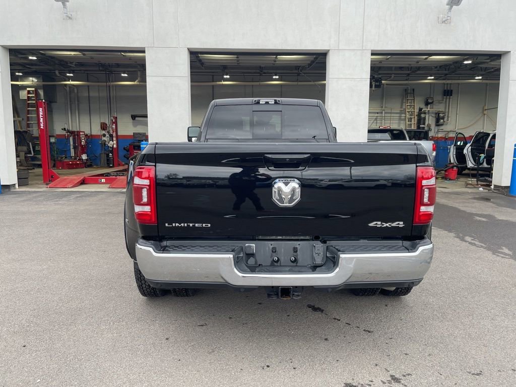Used 2024 RAM 3500 Limited AWD/4WD image 5
