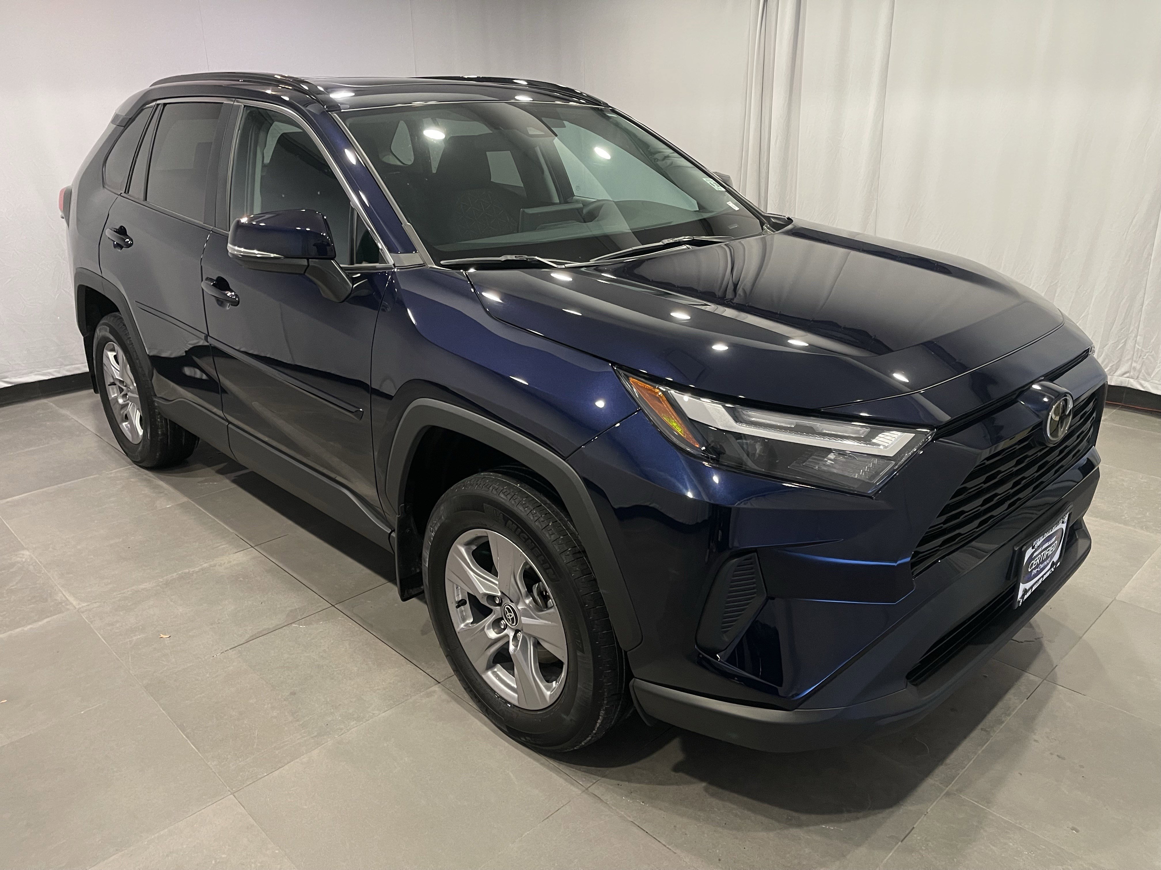 Used 2023 Toyota RAV4 XLE image 3