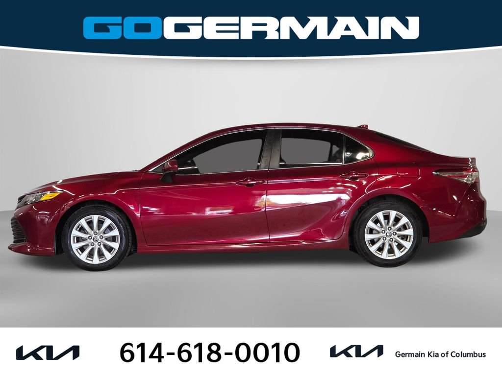 Used 2020 Toyota Camry LE FWD image 11