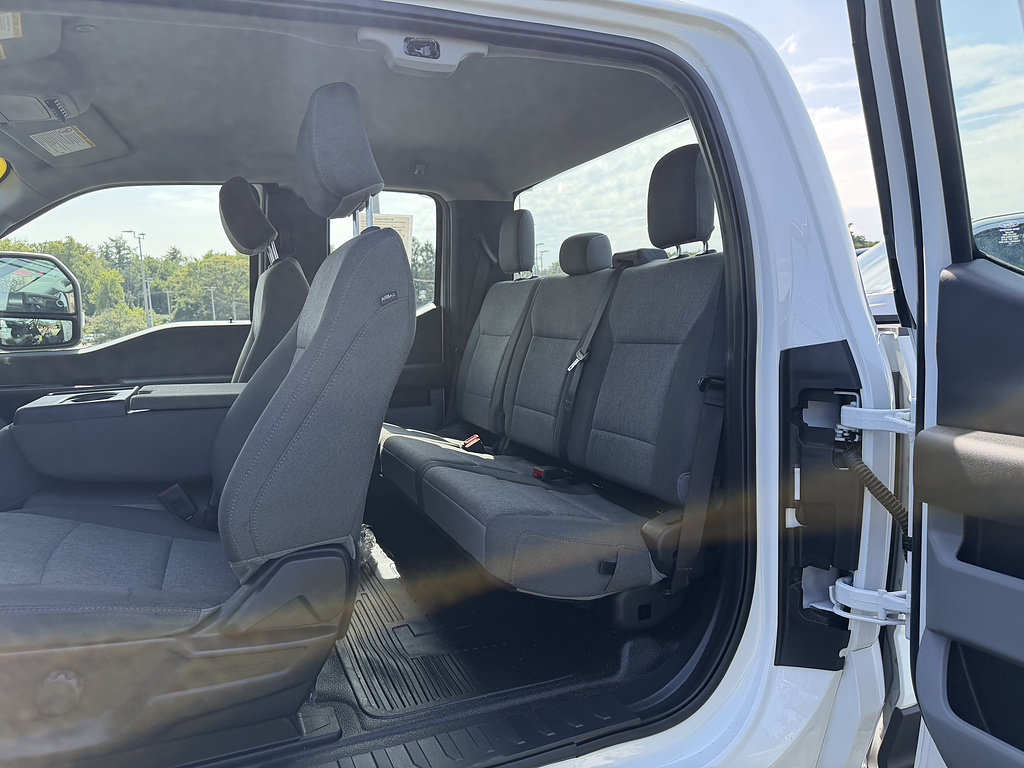 Certified 2025 Ford F250 XL w/ XL Off-Road Package AWD/4WD image 11