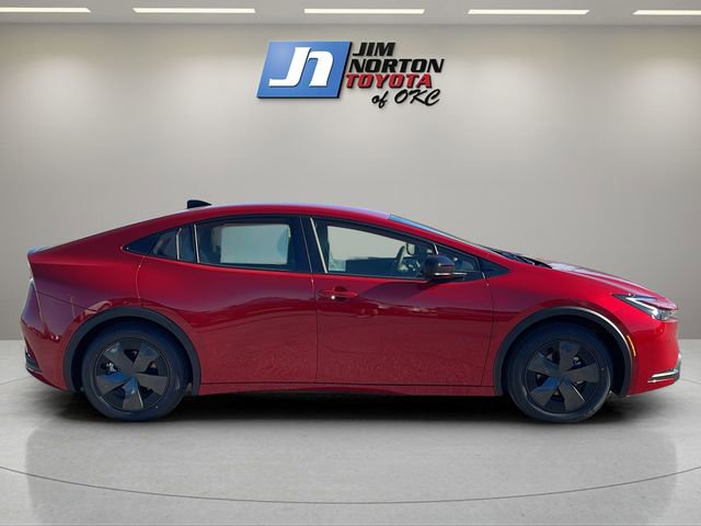 New 2026 Toyota Prius LE image 4