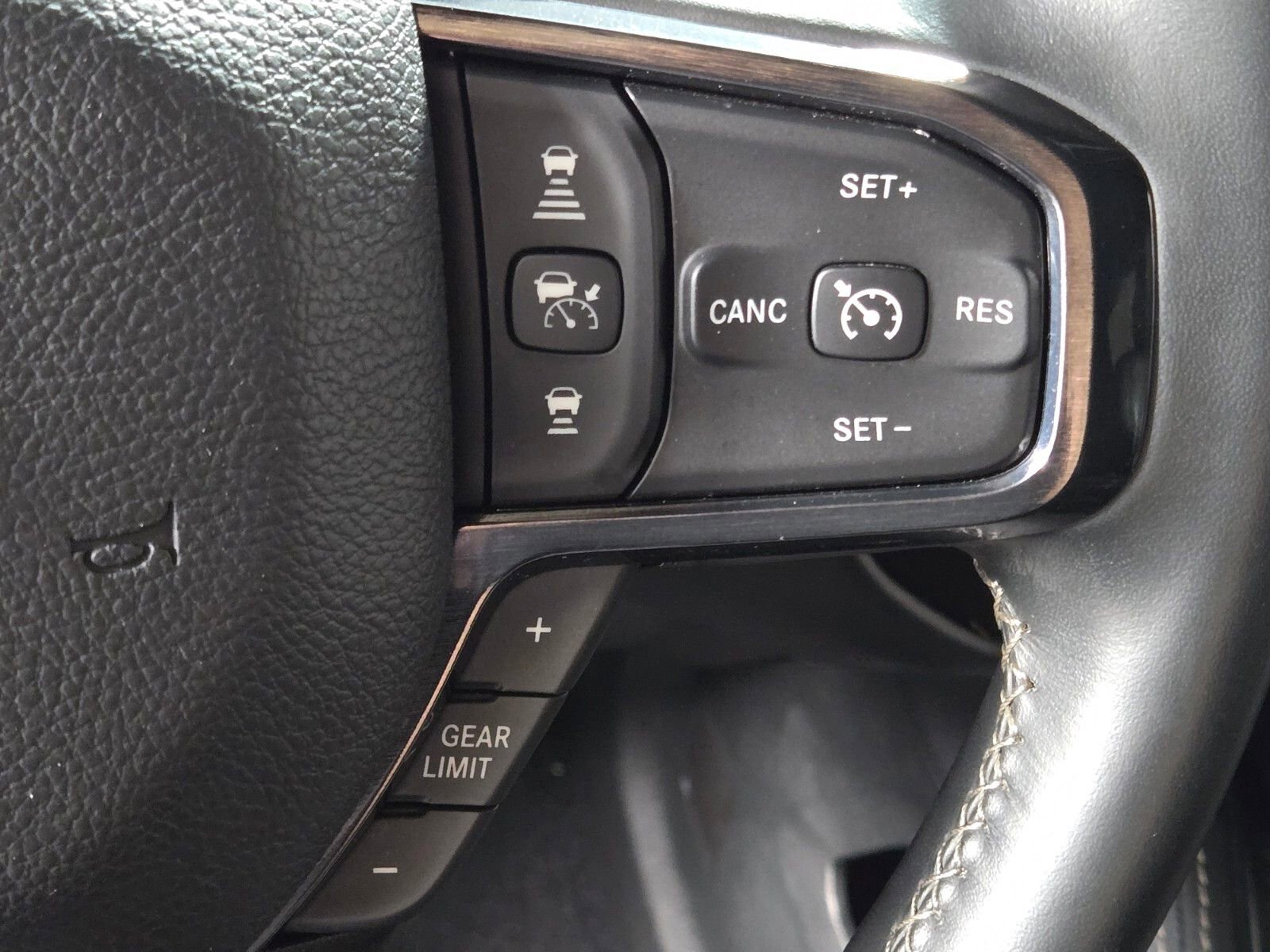 Used 2024 RAM 3500 Limited image 22