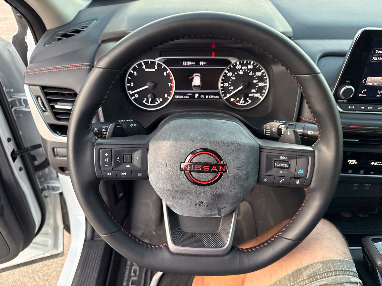 Used 2025 Nissan Rogue SV AWD/4WD image 22
