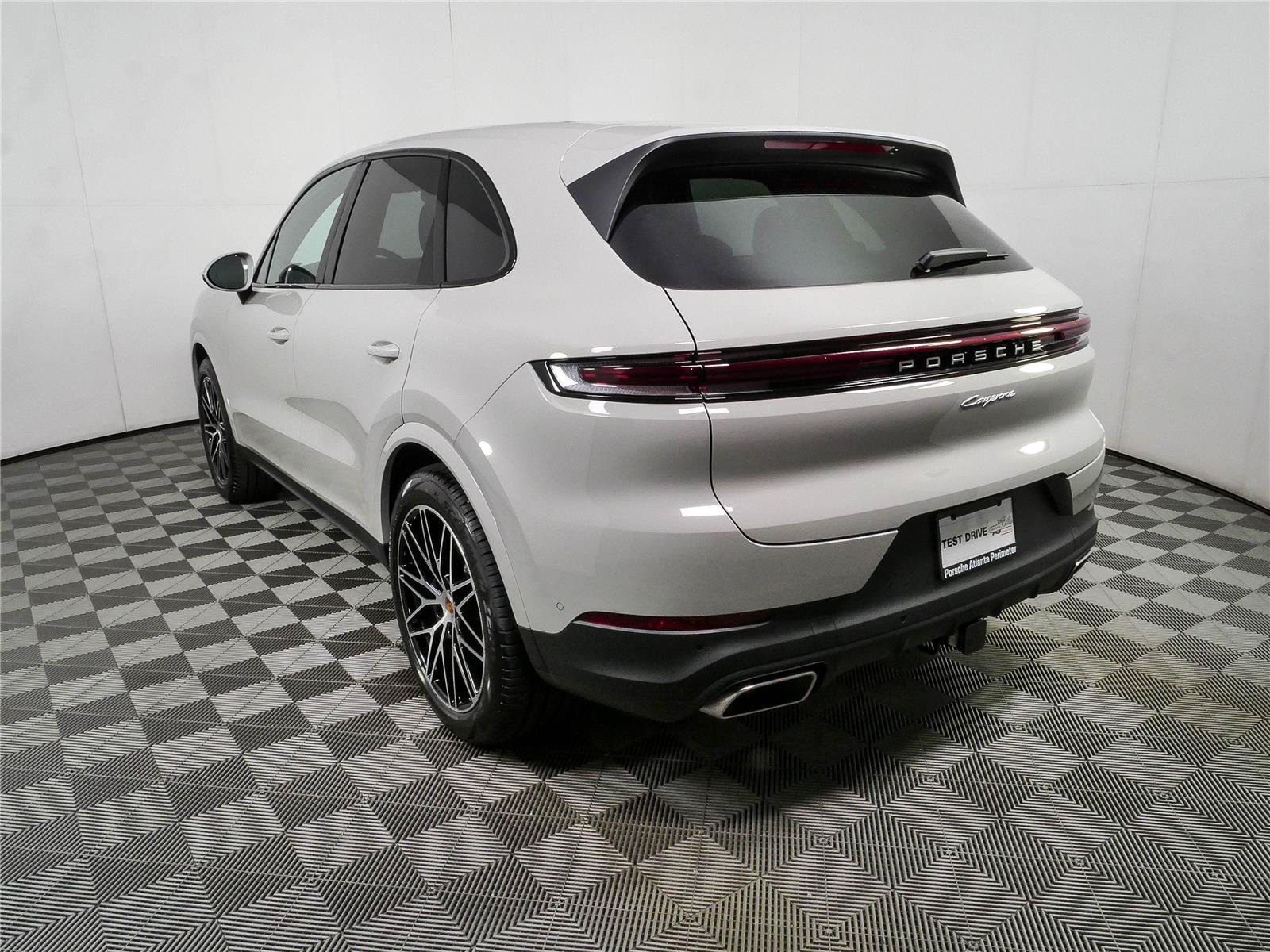 New 2026 Porsche Cayenne AWD/4WD image 3