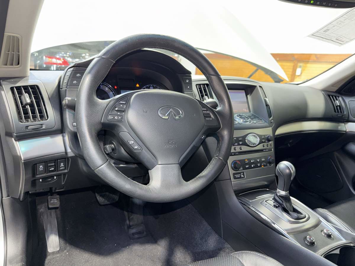 Used 2013 INFINITI G37 Journey w/ Premium Pkg RWD image 18