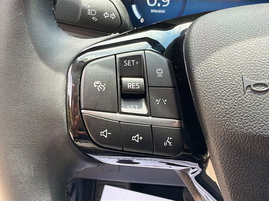 Used 2024 Ford Escape Active w/ Tech Pack #2 AWD/4WD image 12