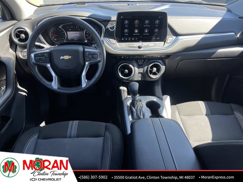 Certified 2025 Chevrolet Blazer LT w/ Midnight/Sport Edition FWD image 15